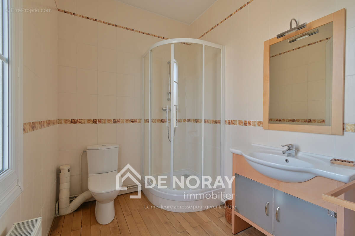 Maison à SAINT-CYR-SUR-LOIRE