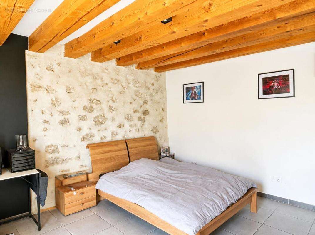 Maison à ROGNONAS