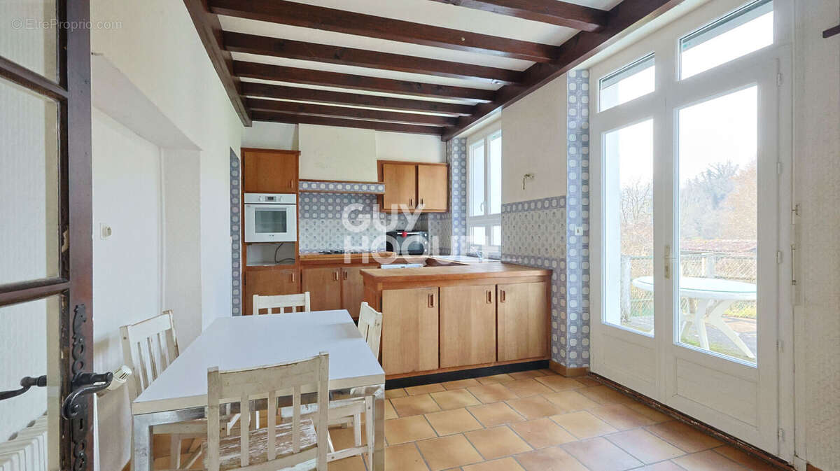 Maison à SAINT-PALAIS