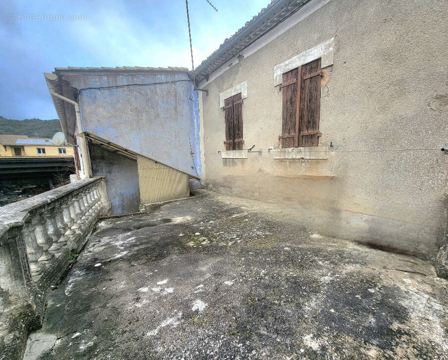 Maison T5 avec garage et terrasse - photo 12