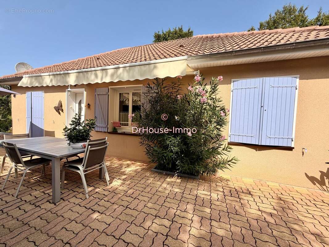 Maison 89 m² à Laguenne  - photo 2