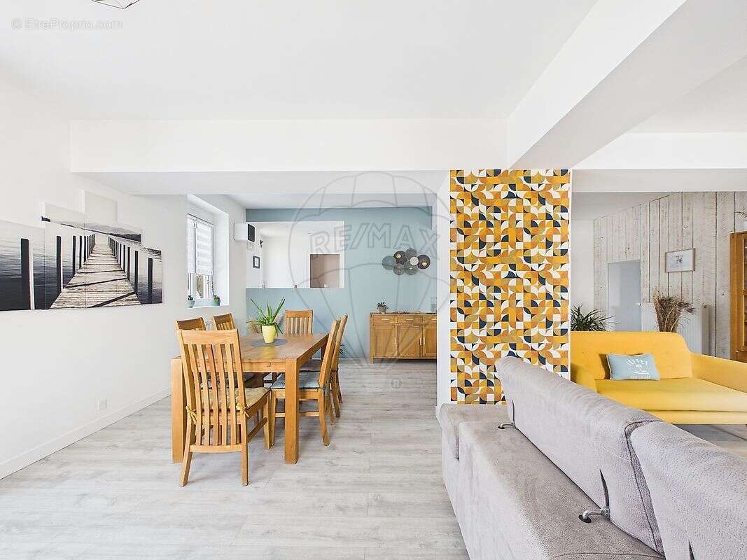 Maison à VAUX-SUR-MER