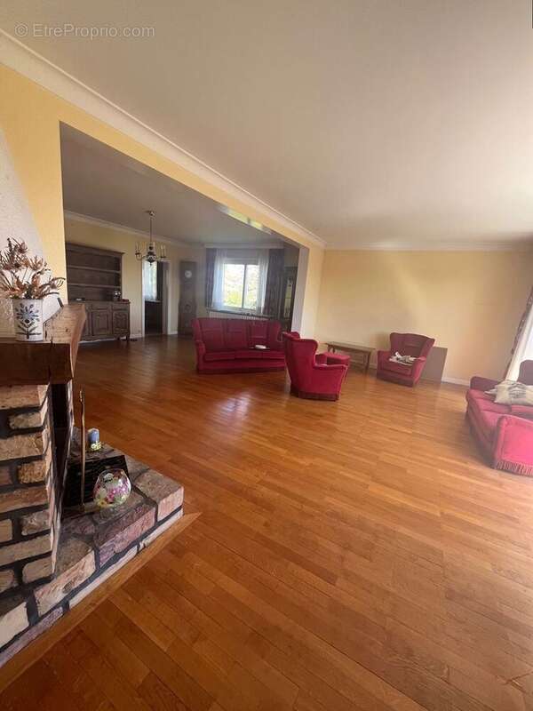 Maison à LUXEUIL-LES-BAINS