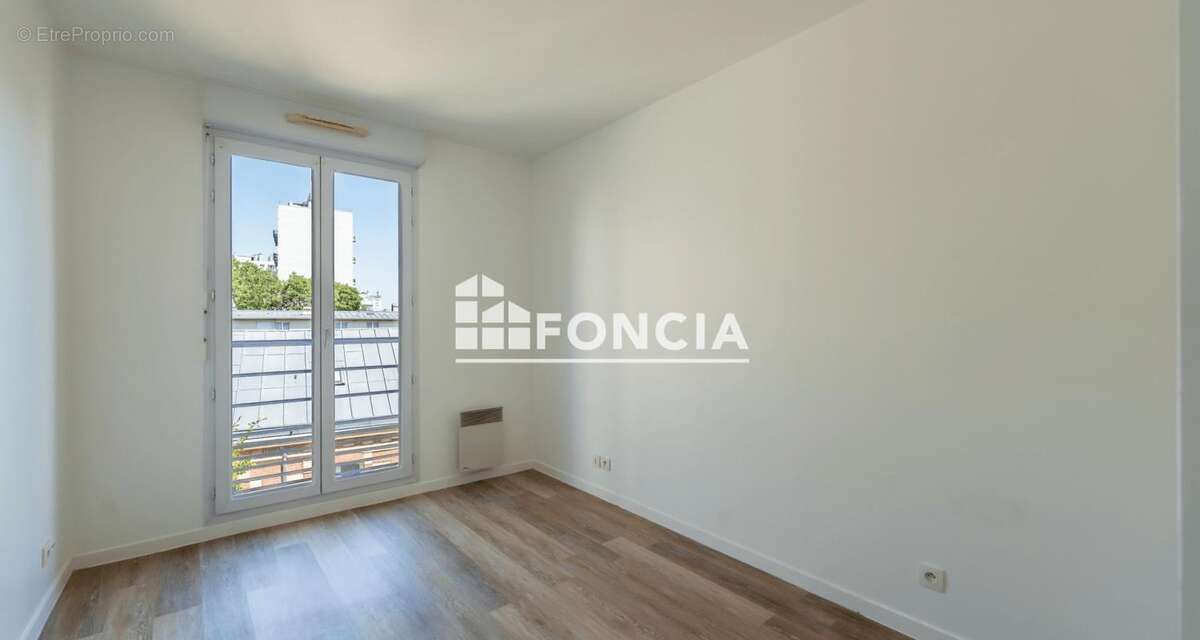 Appartement à PARIS-20E