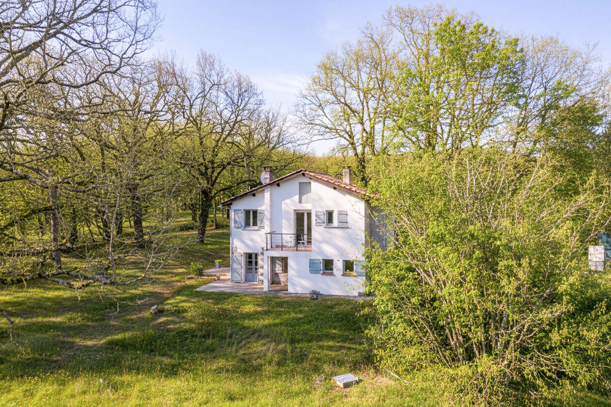 Propriété de campagne avec jardin et vue - photo 2