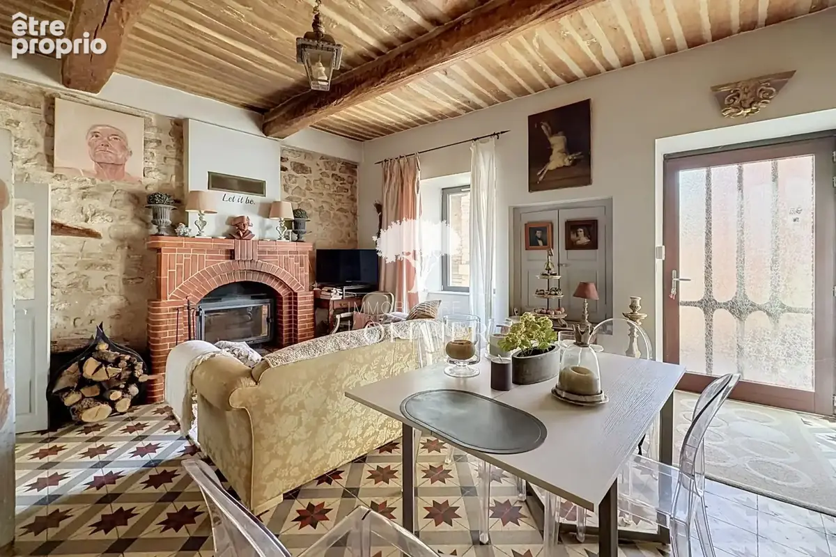 Maison 5 pièces 121 m² à vendre à Saint-Martin-De-Castillon (84750) - photo 3