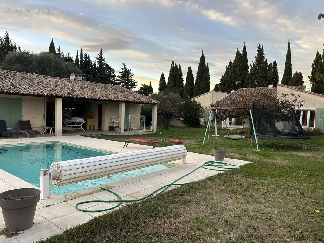 Maison à FONTVIEILLE