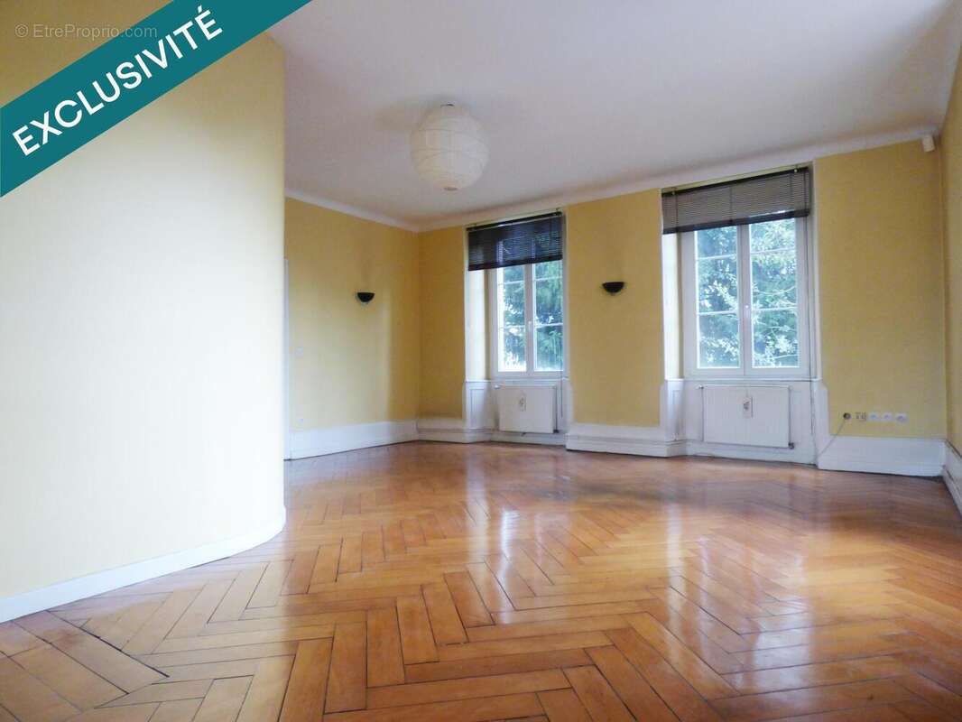 Appartement 184 m² à Cernay  - photo 2