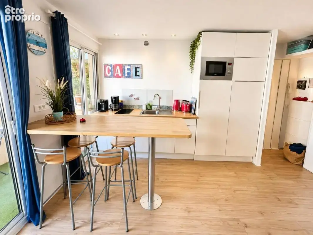 À vendre – port-fréjus – 35 m² – à 350 m de la plage – cave – parking - photo 3