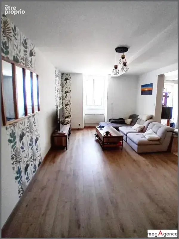 Maison de ville en pierre - Charme et Modernité au coeur de Pisany - photo 6