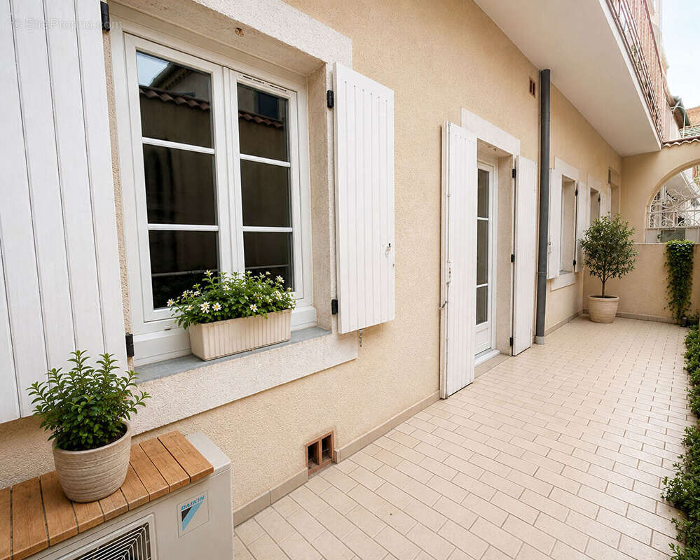Appartement 42 m2 - Centre Ville - Terrasse - photo 7