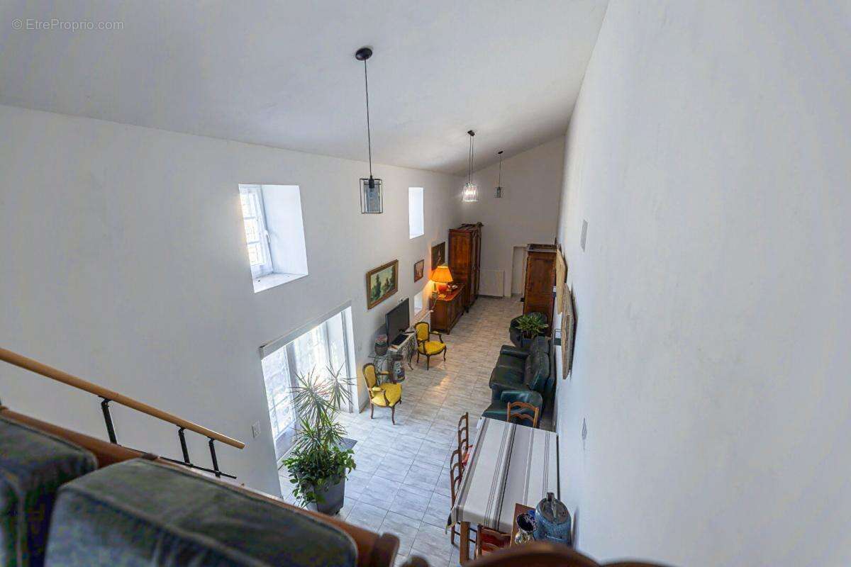 Maison à JARNAC-CHAMPAGNE