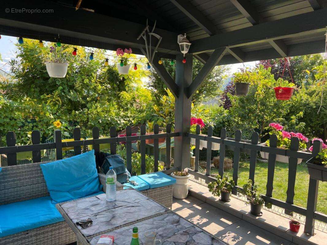 Appartement à VETRAZ-MONTHOUX
