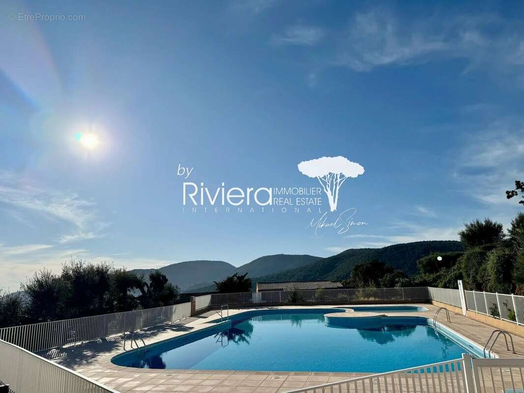 Appartement à LA CROIX-VALMER