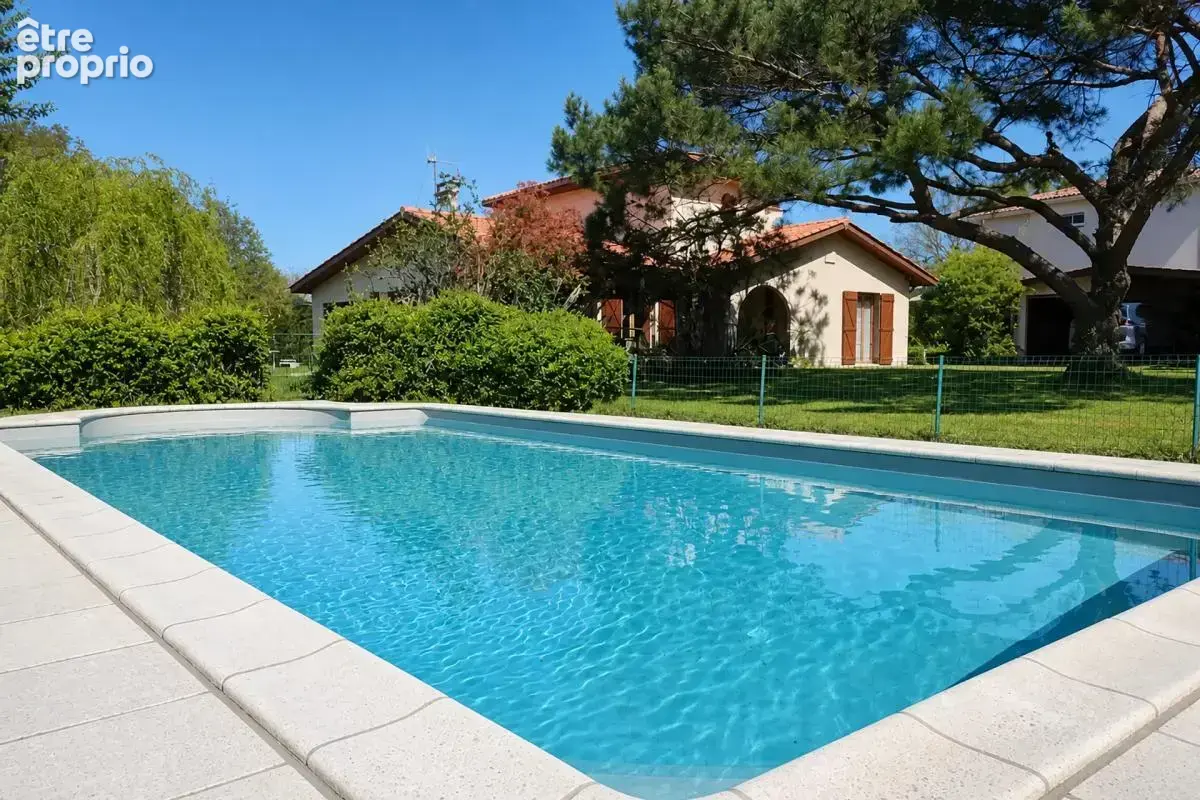 Maison familiale 7 pièces à Sadirac avec piscine - photo 18