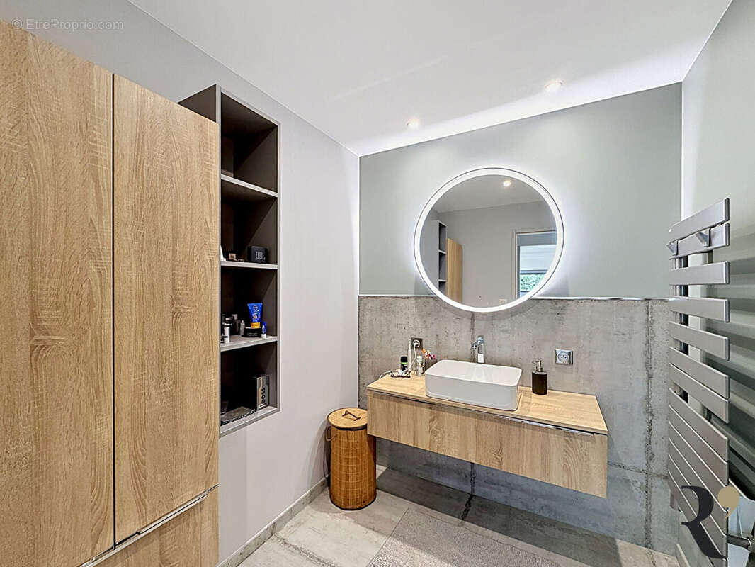 Maison T5 récente de 143 m² avec piscine - Toulouse 31500 - photo 9
