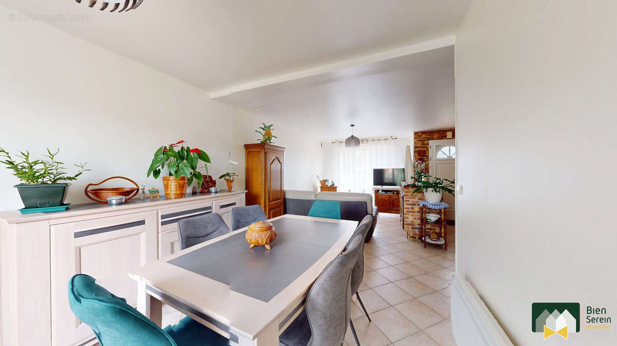 Maison à POISVILLIERS