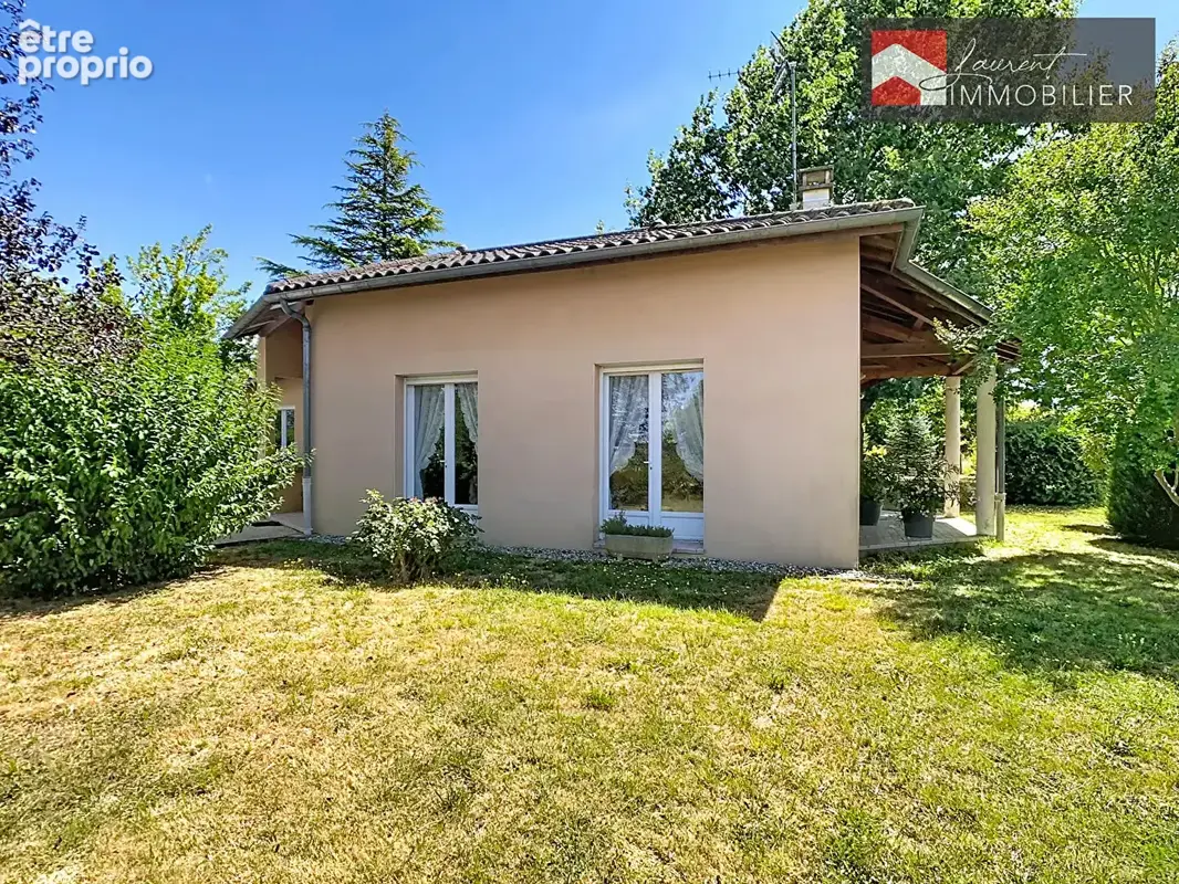 Simandre - Maison de plain-pied de 108 m² avec vaste terrain - photo 15