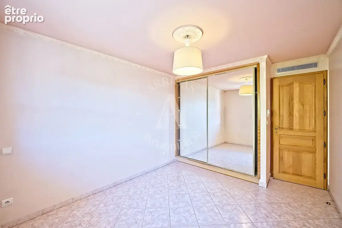 Appartement 5 pièces 123 m² à vendre à Ferney-Voltaire (01210) - photo 8
