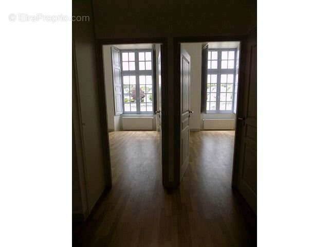Appartement 32 m² à Saumur  - photo 7
