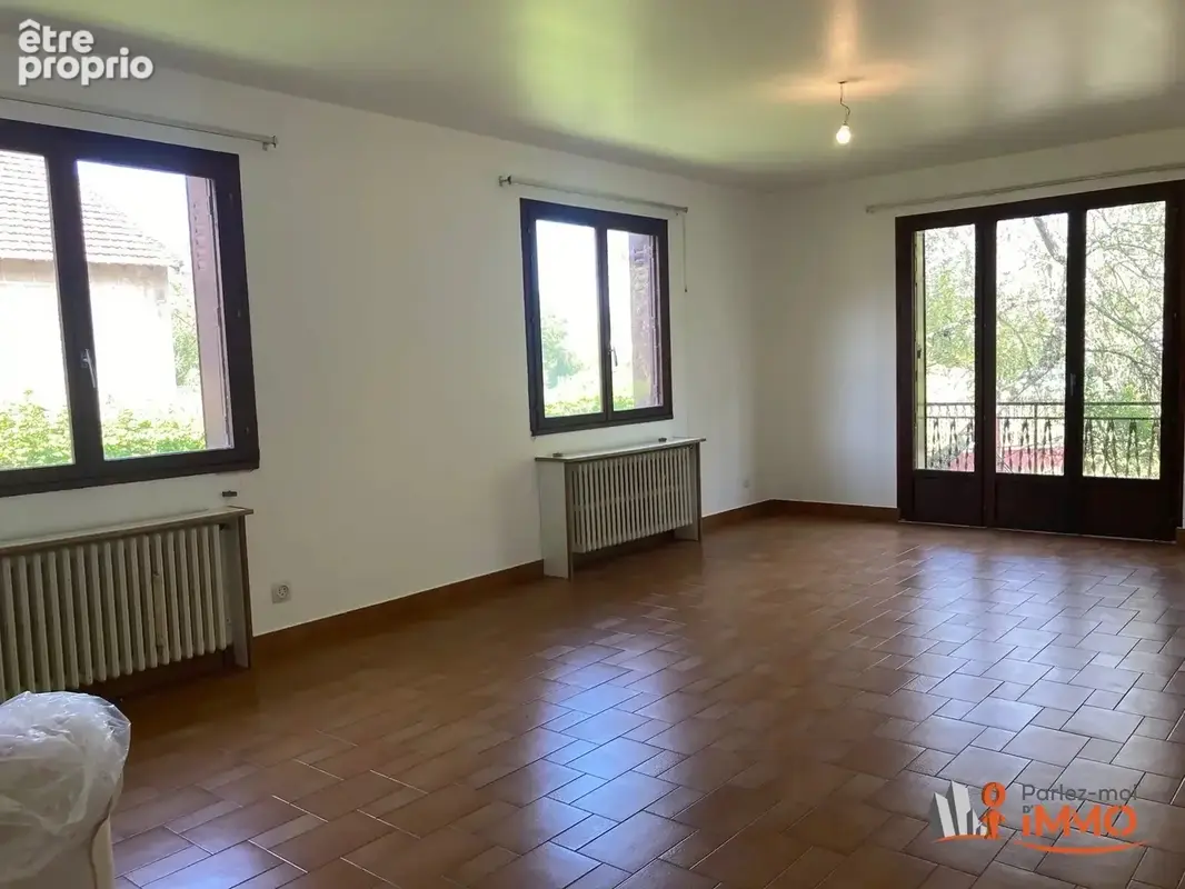 Fort potentiel pour cette villa traditionnelle sur sous sol tota - photo 3
