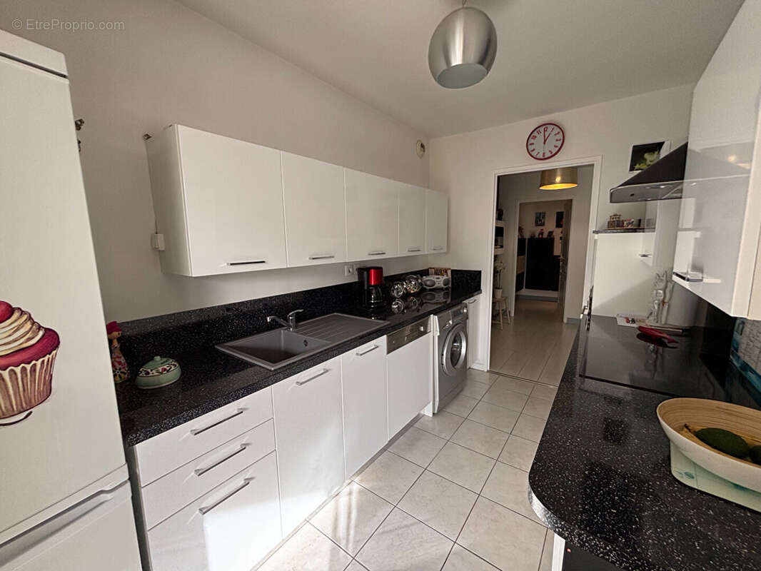 Appartement à MARSEILLE-12E