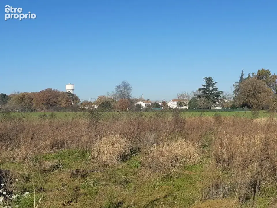 Terrain à GRENADE