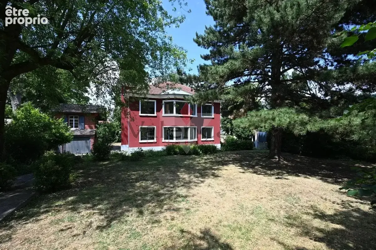 MULHOUSE Rebberg maison d'exception sur 12 ares 61 avec dépendance - photo 2
