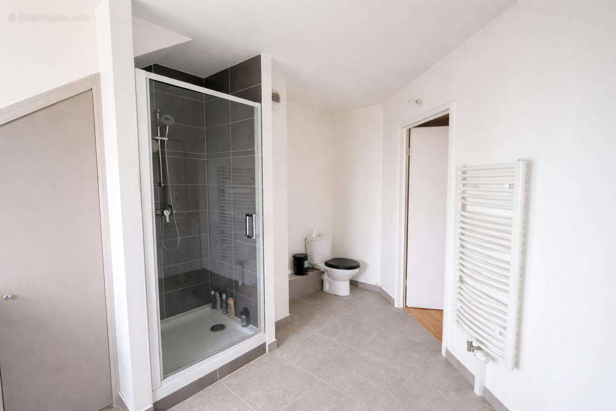 Appartement à MAREIL-MARLY
