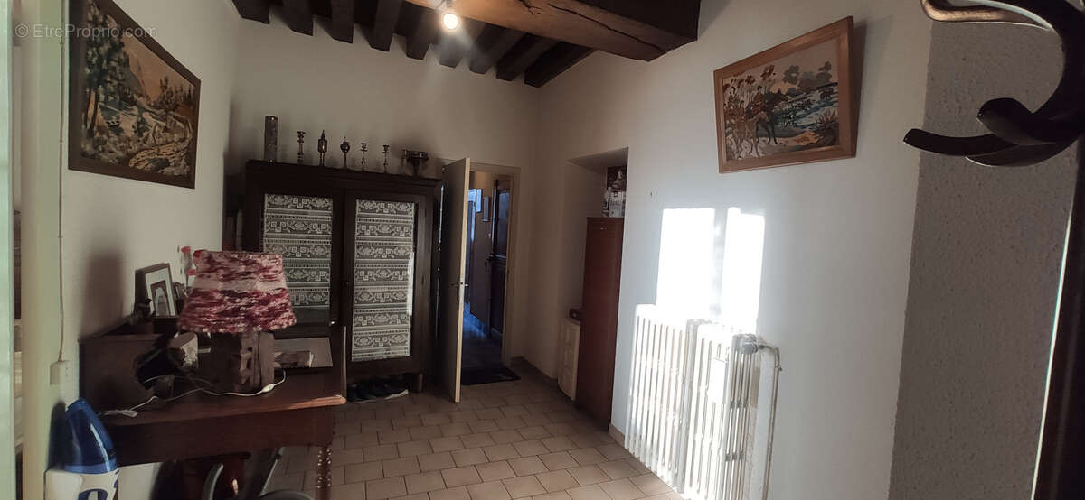 Appartement à SAINT-LAURENT-NOUAN