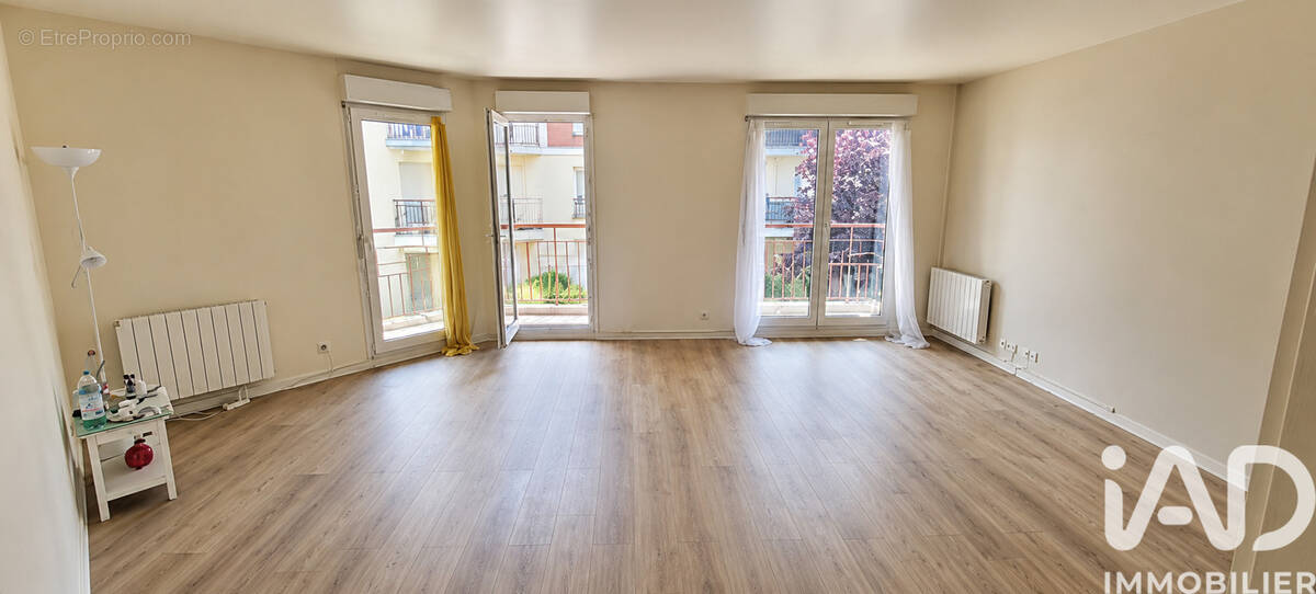 Photo 1 - Appartement à SAINT-OUEN-L'AUMONE