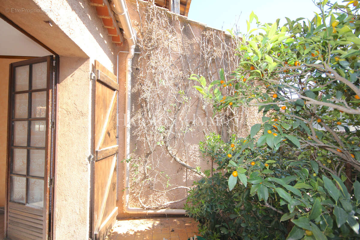 Maison à FREJUS