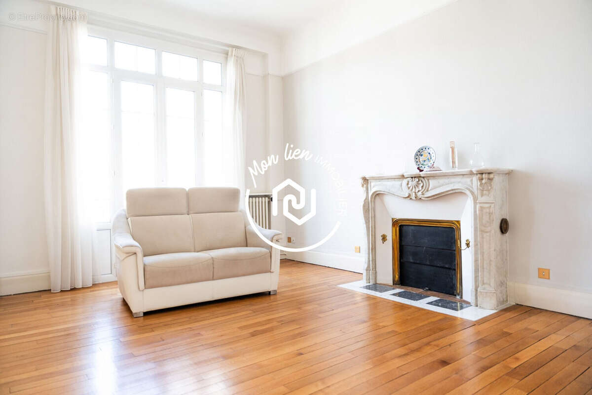 Appartement 147 m² à Tours  - photo 5
