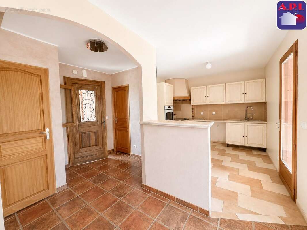 Maison 164 m² à Verniolle  - photo 4