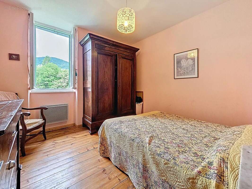 Maison 107 m² à Ceilhes-Et-Rocozels  - photo 8