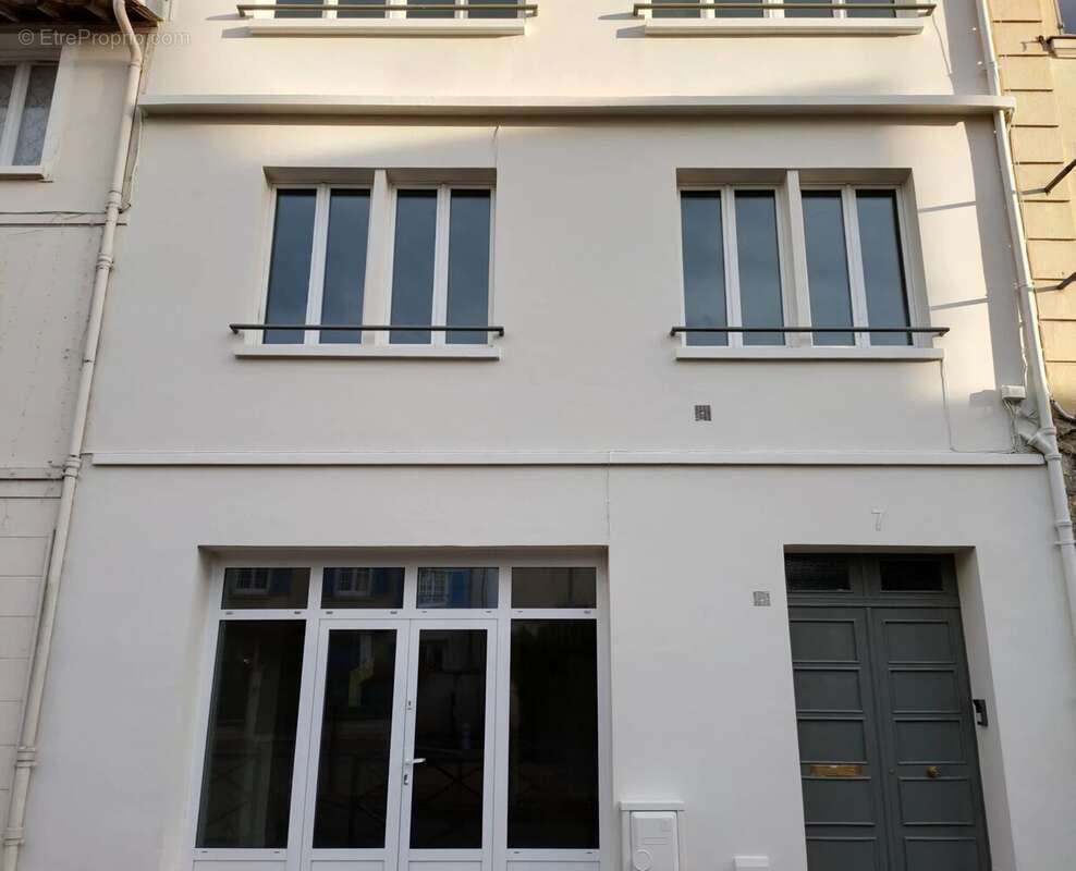 Commerce à SAINT-GERMAIN-EN-LAYE