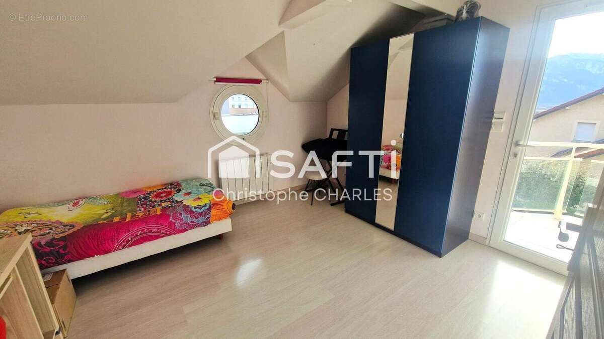 Photo 8 - Maison à LA BUISSE