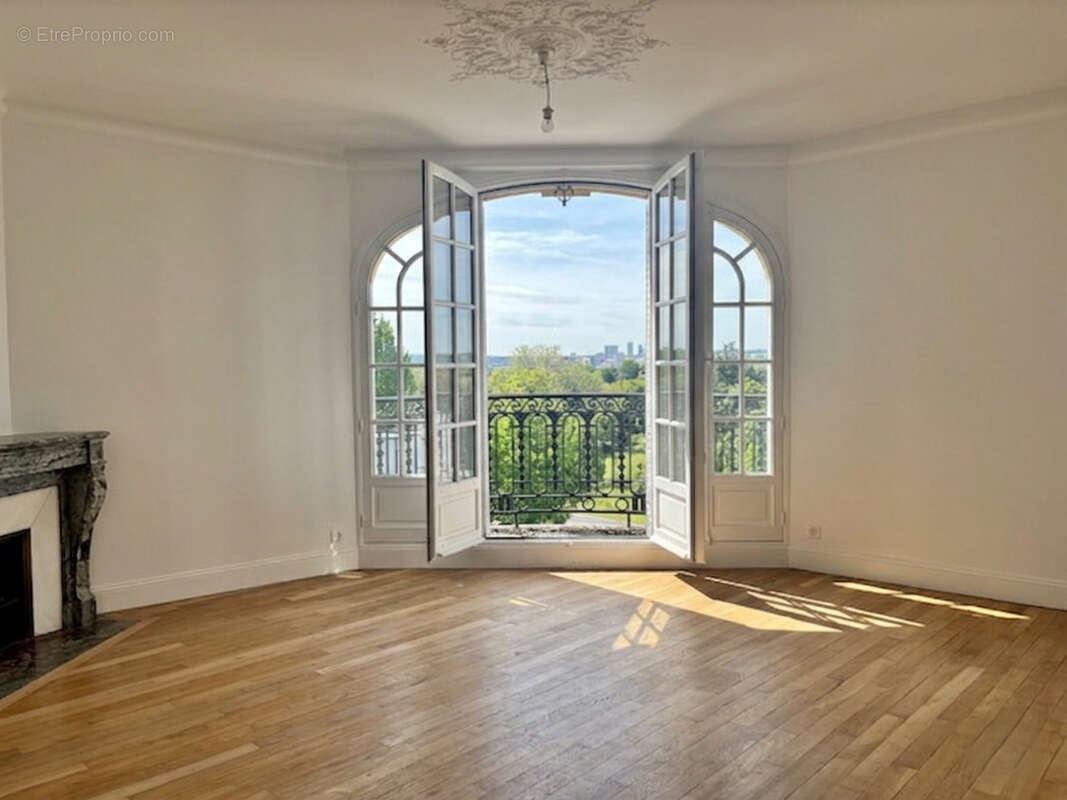 Appartement à LE VESINET