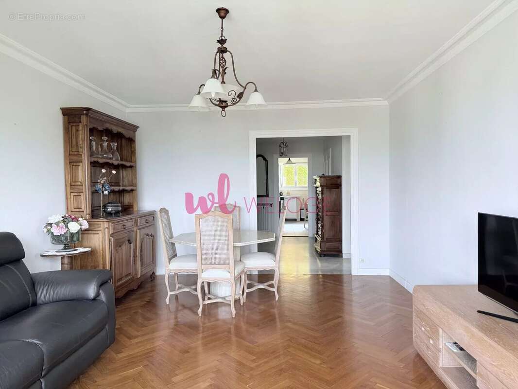 Appartement à SAINTE-FOY-LES-LYON