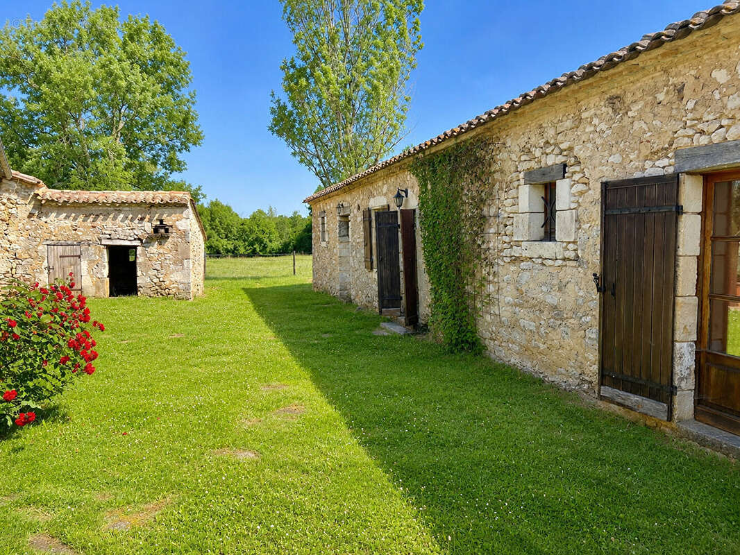 Maison à MONPAZIER