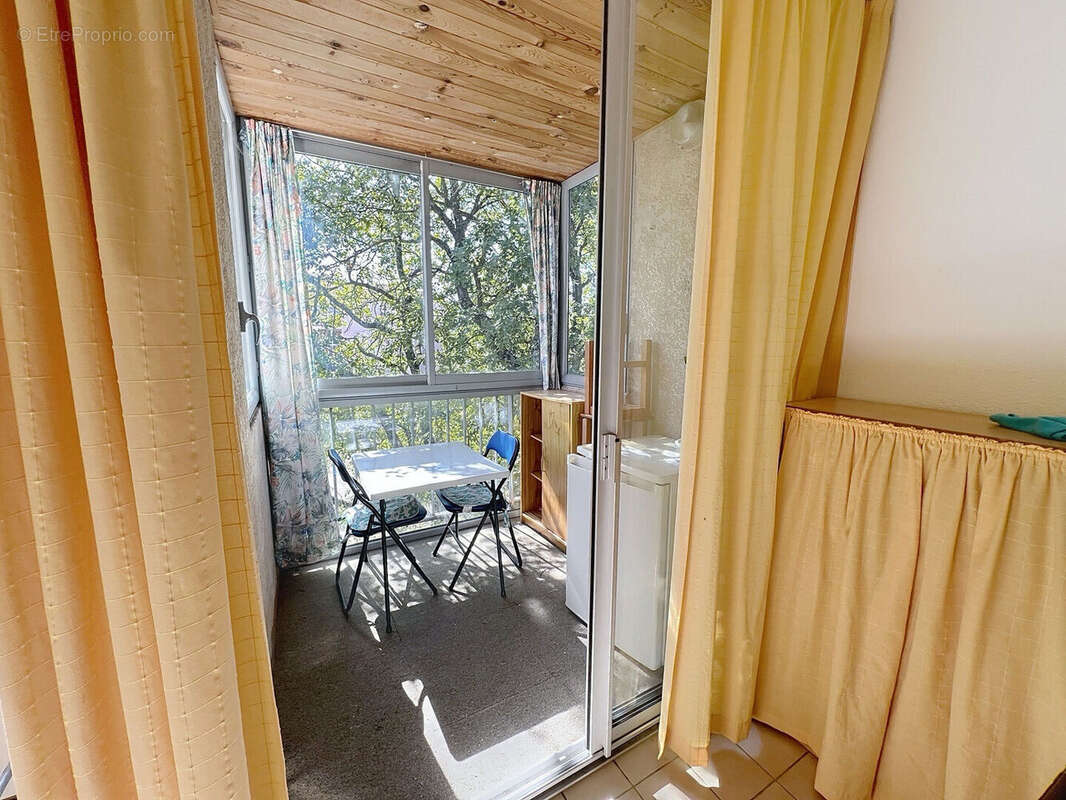 Appartement à GREOUX-LES-BAINS