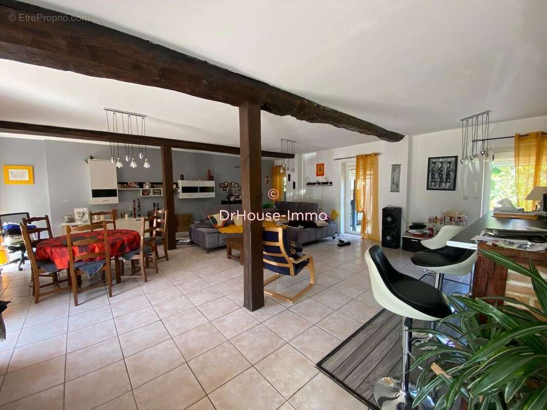 Maison à SAINT-PIERRE-DE-VARENGEVILLE