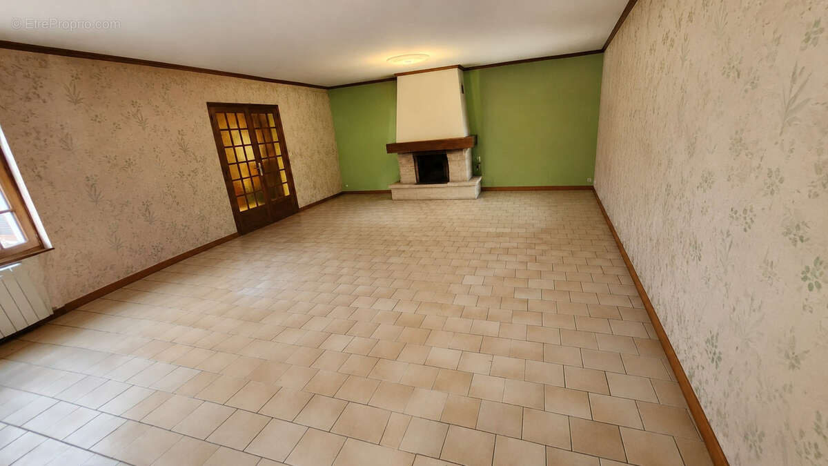 Maison à MILLANCAY