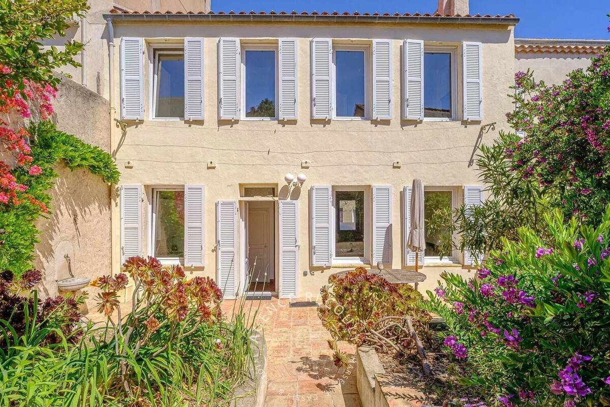 Maison à MARSEILLE-7E