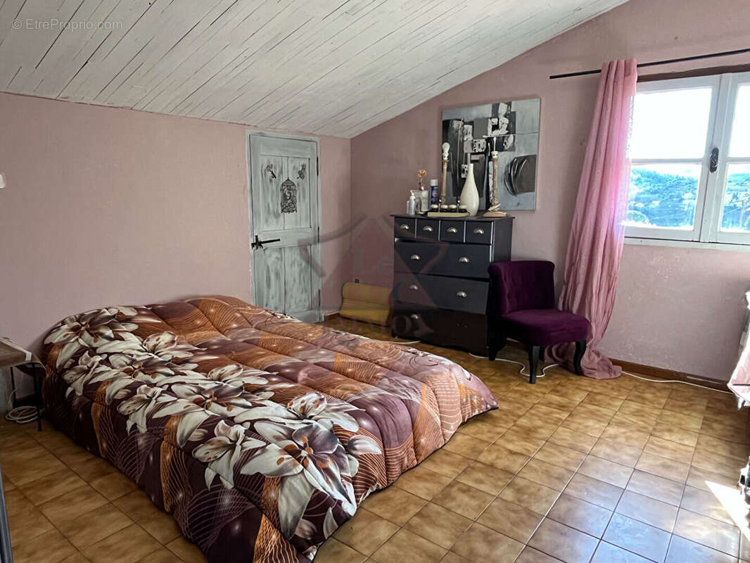 Maison sur les hauteurs de Saint-Ambroix - photo 6