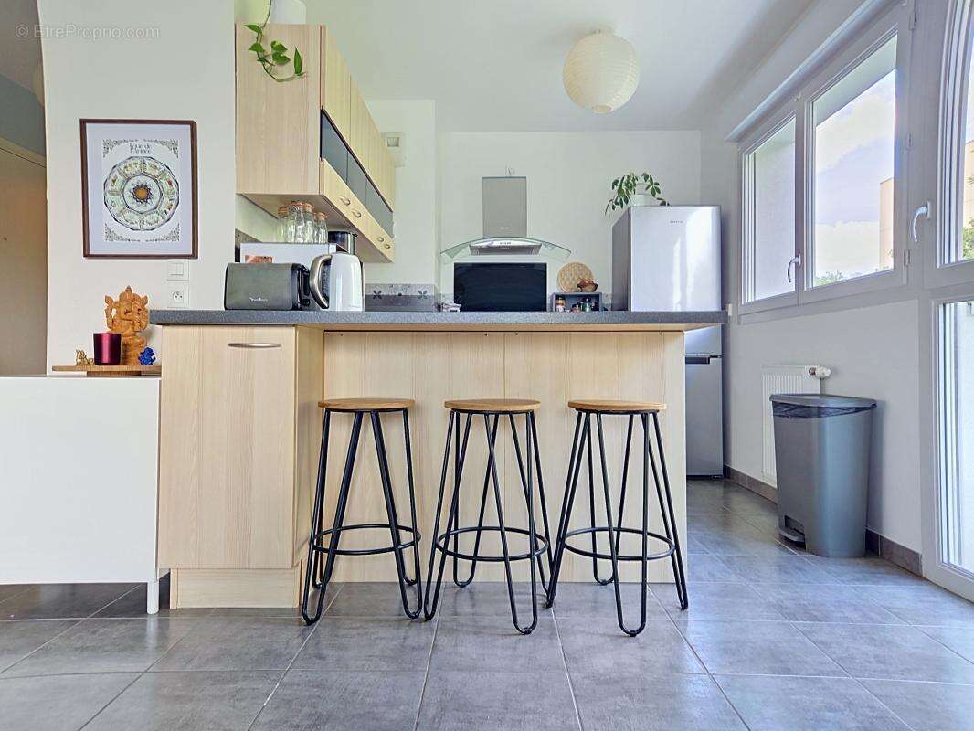 Appartement - 1 Chambre - Balcon - Garage en sus - Proche commodités - photo 12
