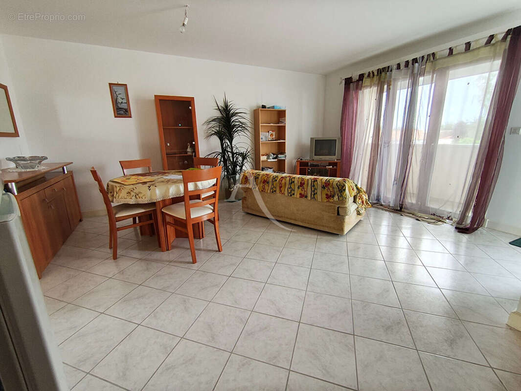 Appartement à SAINTES