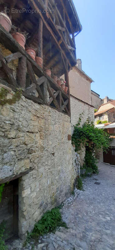Maison à SAINT-CIRQ-LAPOPIE