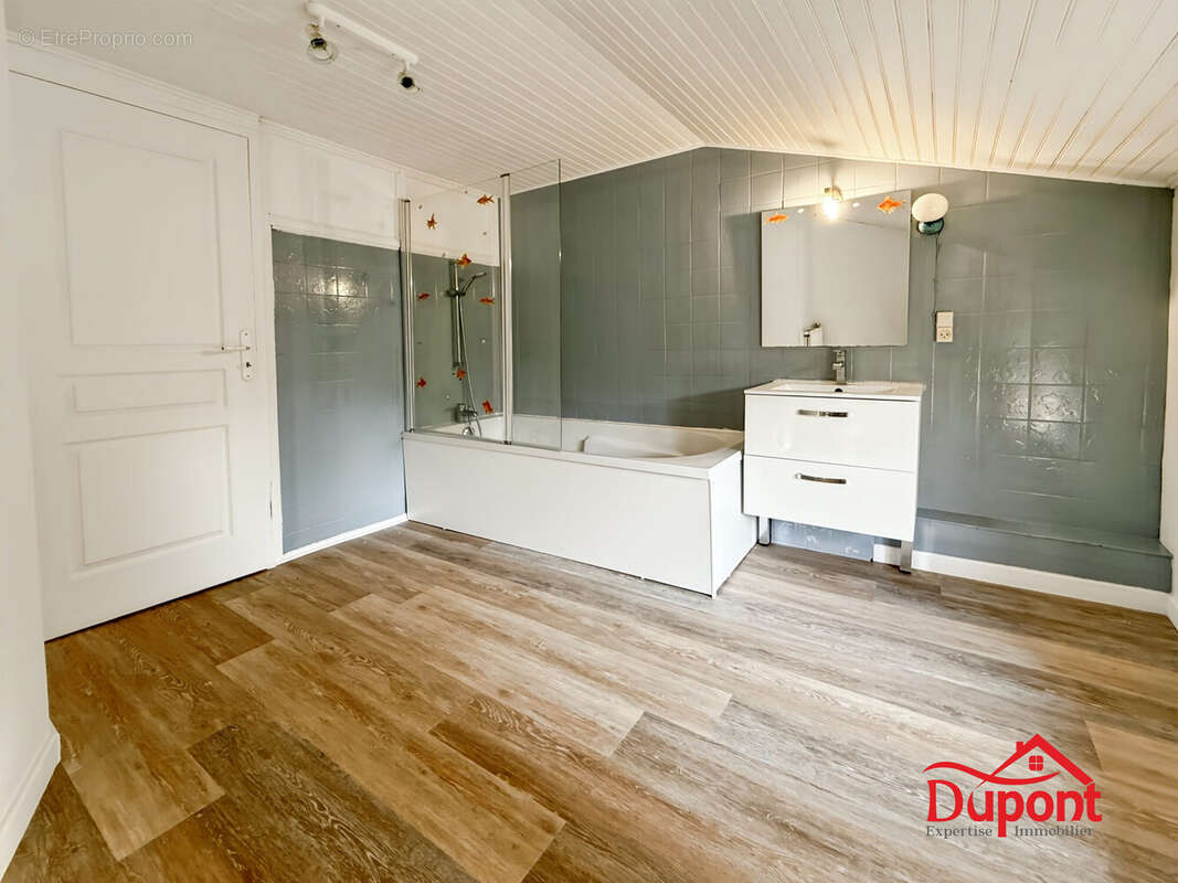 Maison 60 m² à Bogny-Sur-Meuse  - photo 5