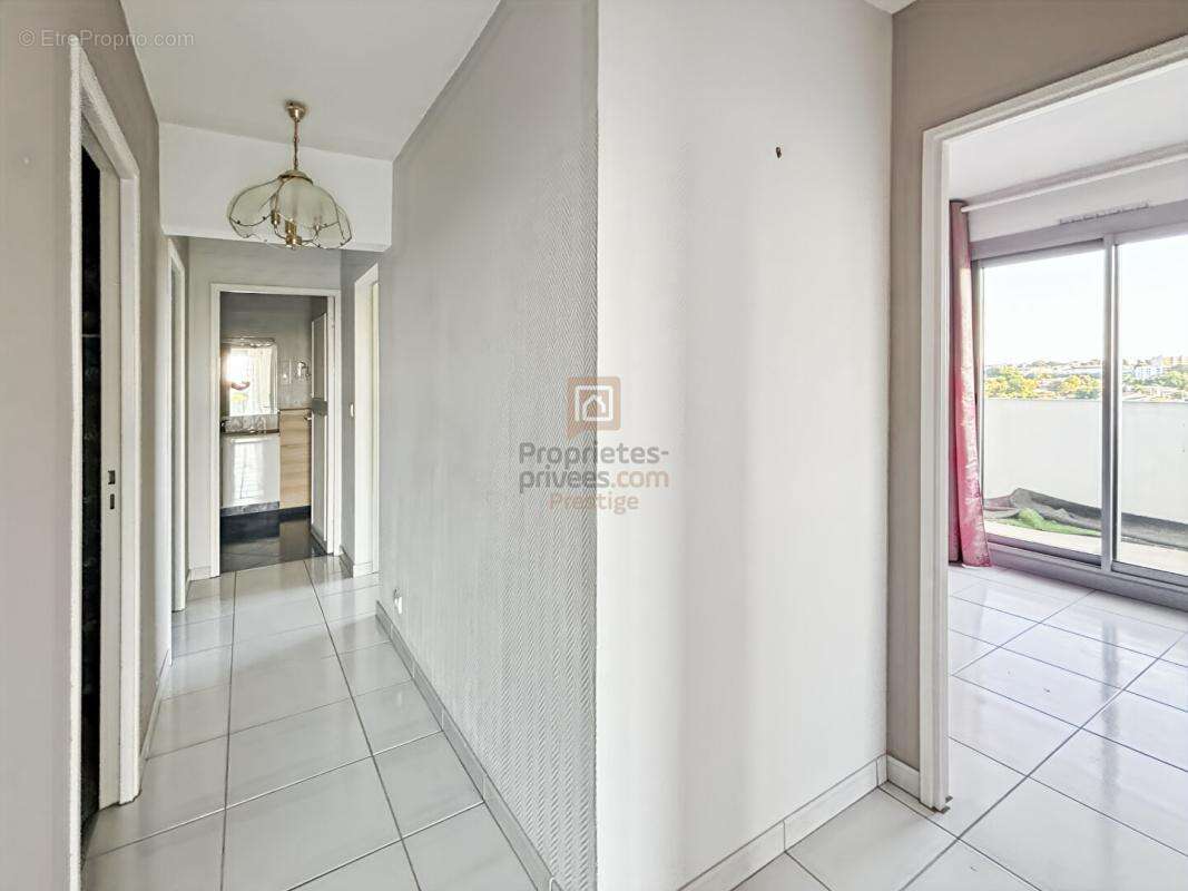 Appartement Familial  avec  balcon ascenseur et parking - photo 11